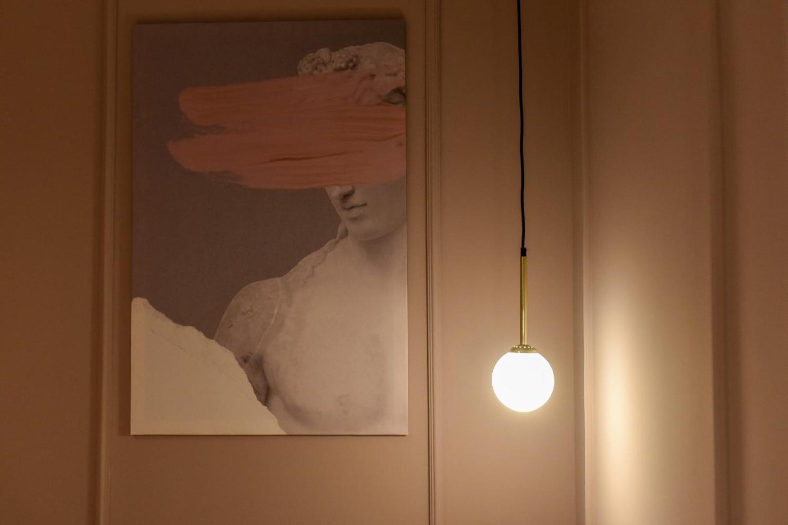 Modern Stay - Central Studios With Wall Projector Near Radisson Bucarest Esterno foto